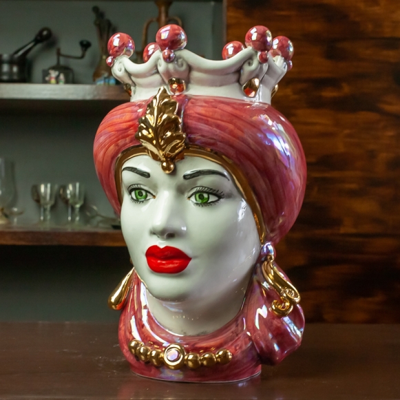 Голова мавра из сицилийской керамики Кальтаджироне - Женщин